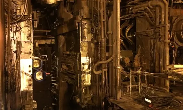 Walzgerüst im Stahlwerk