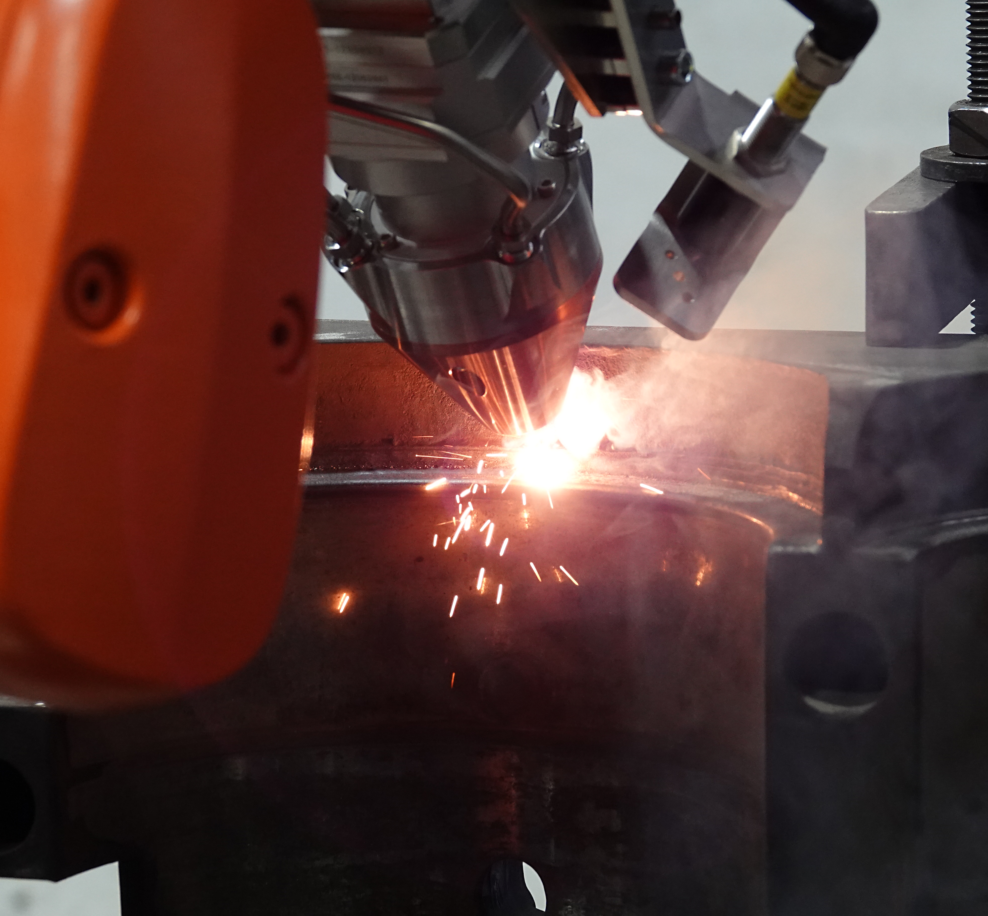 الكسوة بالليزر المتنقلة