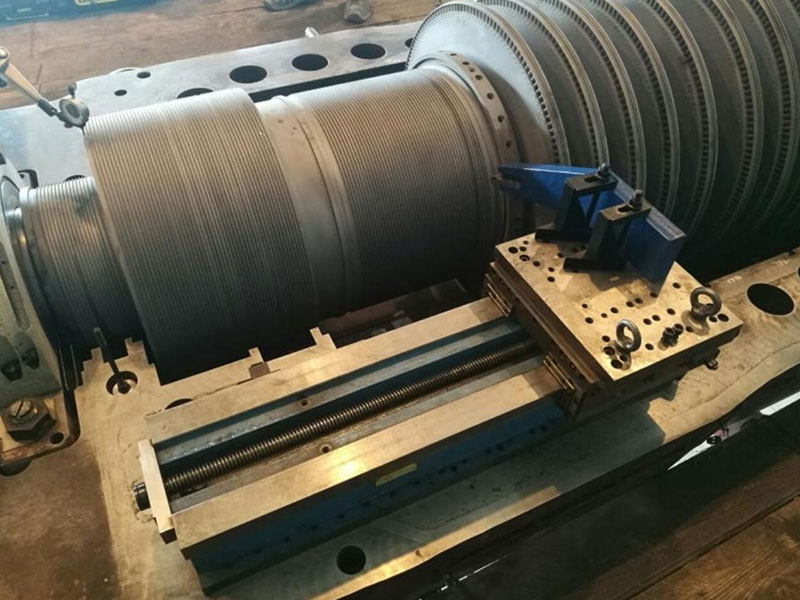 Repararea turbinelor cu abur de la Metalock Engineering