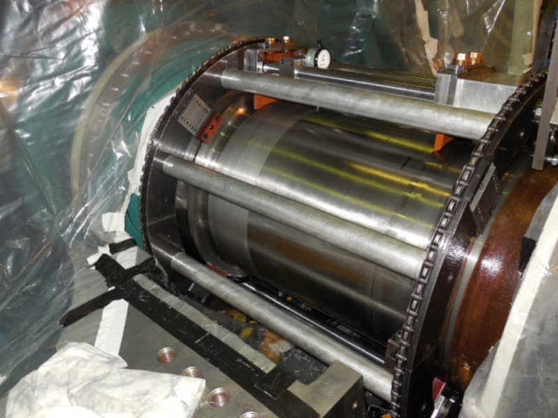 in situ machining a generator bearing journal diameter