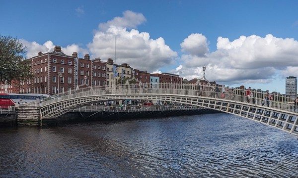 Ha'penny Bridge - Dublin