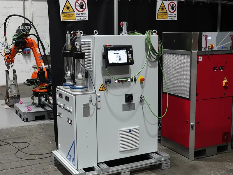 Compact Cell Cladding Machine Mobile Laser Cladding for On-Site Machining