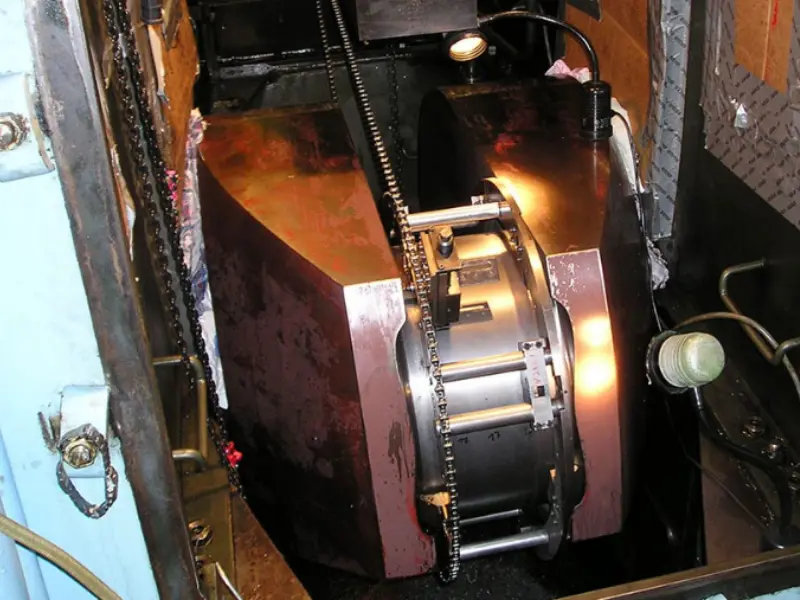 Услуги по восстановлению коленчатых валов средних и крупных двигателей Услуги по восстановлению коленчатых валов средних и крупных двигателей