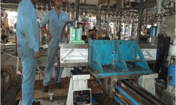 三菱重工コンプレッサパッドの現場での機械加工、Essar Matix社