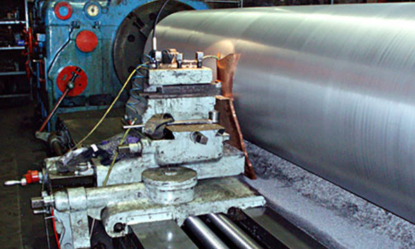 Overhaul of a Roll Turning Lathe